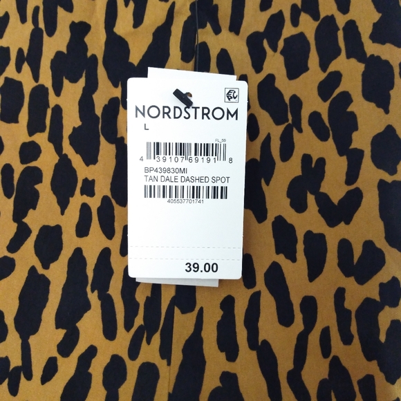 BP Nordstrom Black and Brown Animal Print V Neck Lingerie Top Size L - Picture 5 of 6